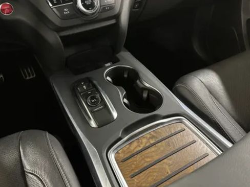 Used 2019 Acura MDX Sport Hybrid w/ Technology Pkg AWD/4WD image 11