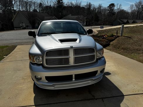 Used 2004 Dodge Ram 1500 Truck 2WD Regular Cab image 4