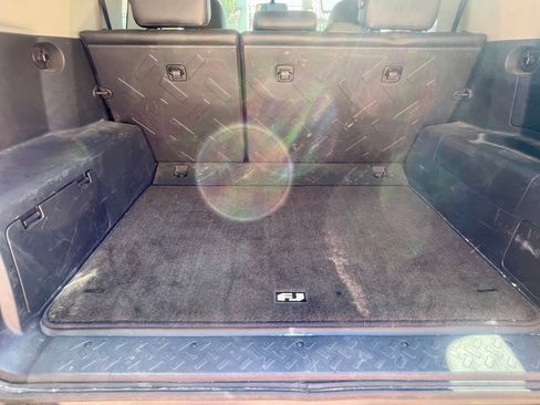 Used 2012 Toyota FJ Cruiser 4WD image 13