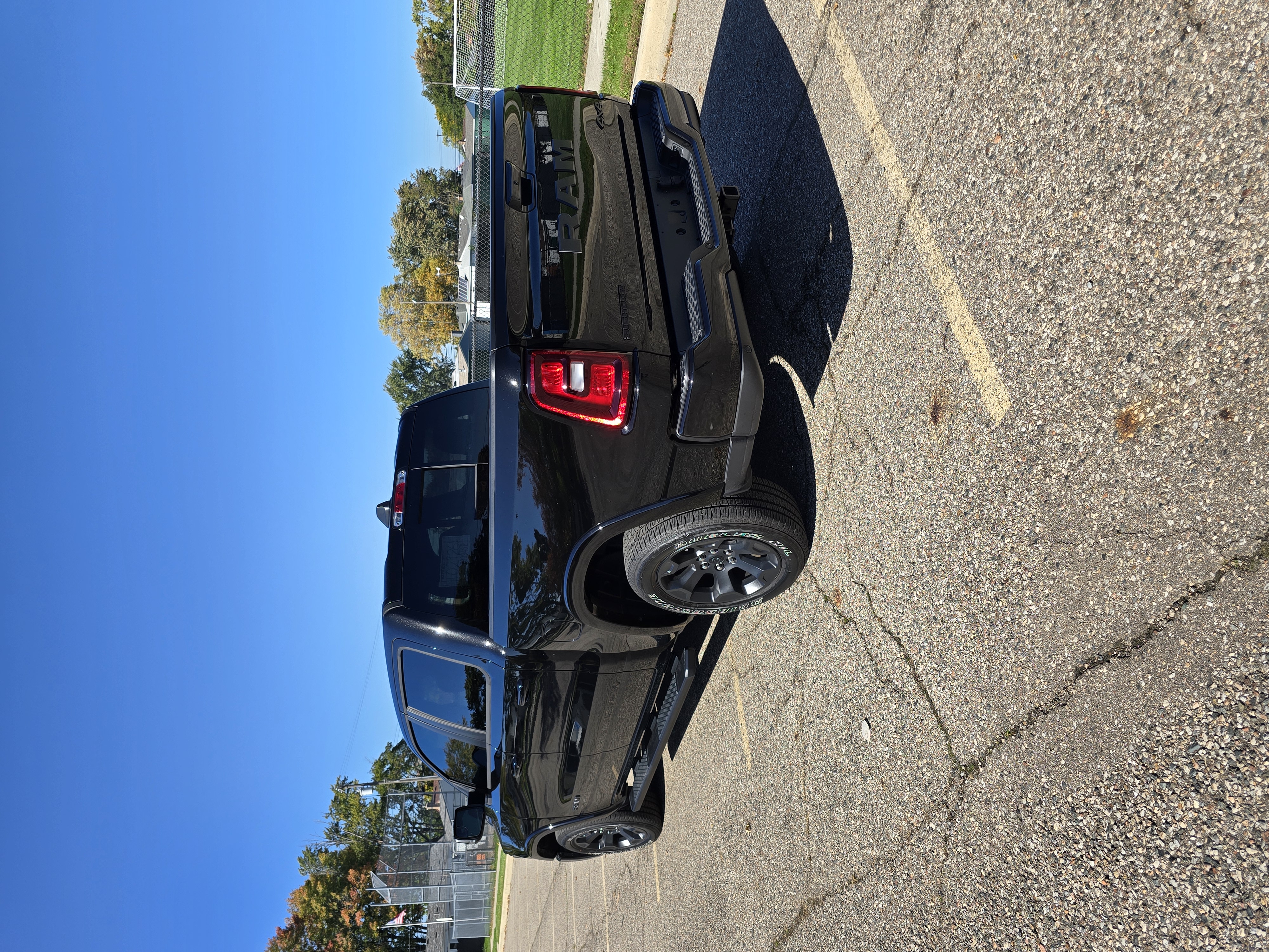 Used 2025 RAM 1500 Big Horn AWD/4WD image 2