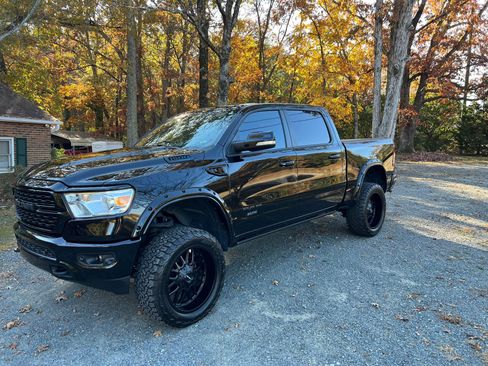 Used 2022 RAM 1500 Big Horn AWD/4WD image 1