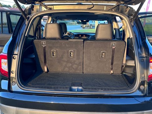 Used 2021 Honda Pilot Special Edition image 4