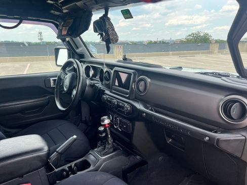 Used 2022 Jeep Wrangler Unlimited Sport AWD/4WD image 10