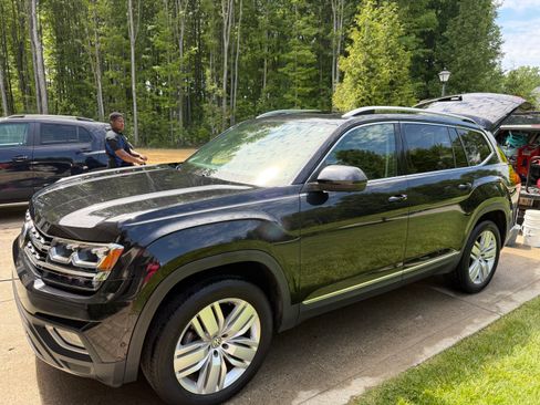 Used 2019 Volkswagen Atlas SEL Premium AWD/4WD image 9