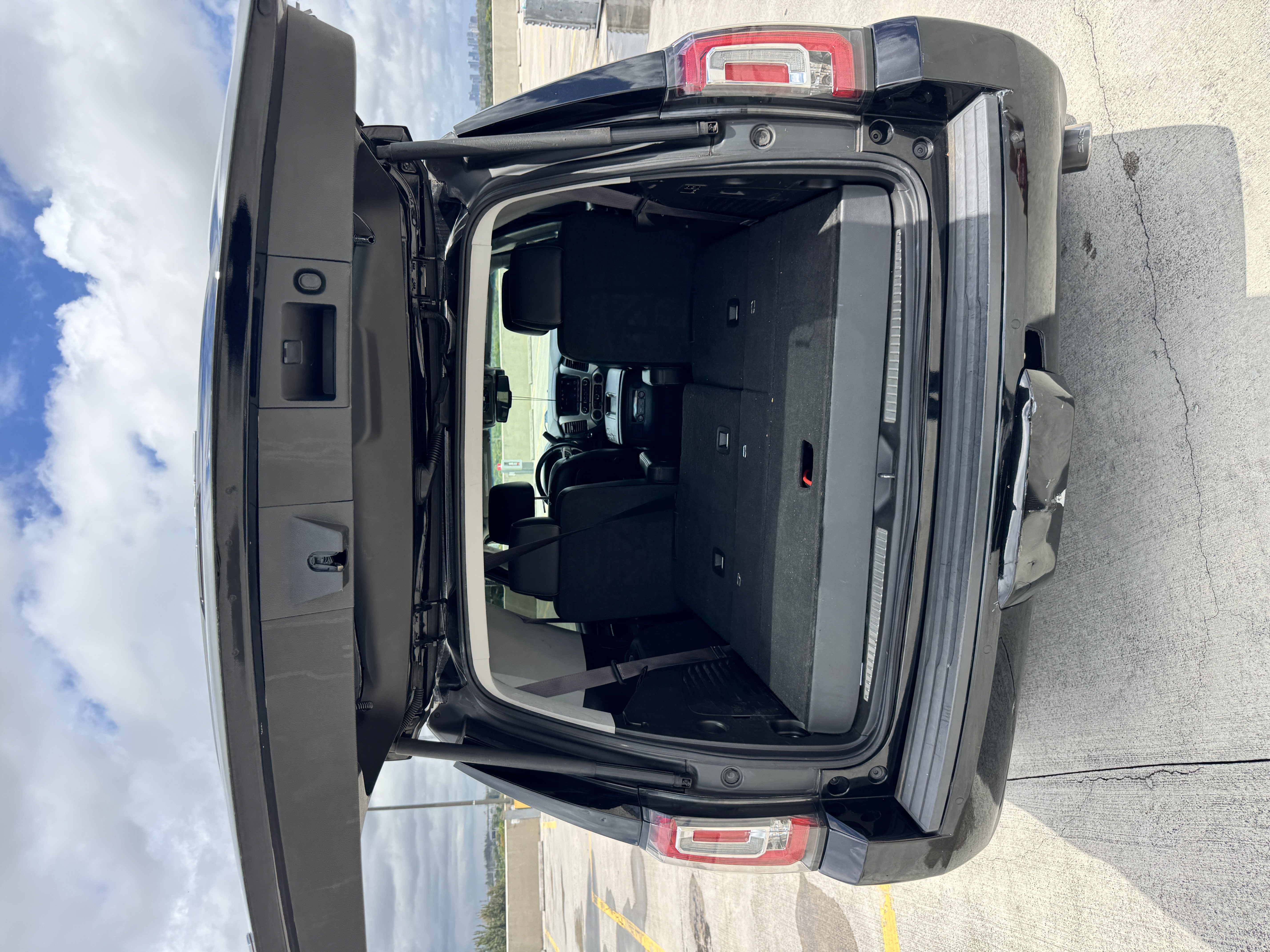 Used 2015 GMC Yukon SLT RWD image 14