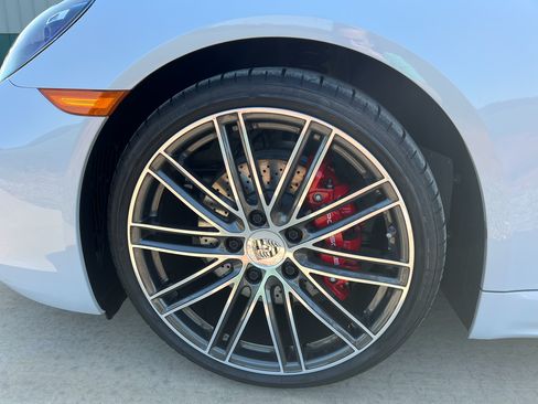 Used 2025 Porsche 718 Boxster S image 21