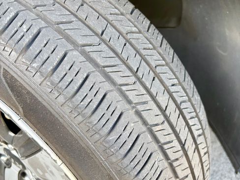 Used 2017 Kia Niro LX image 11