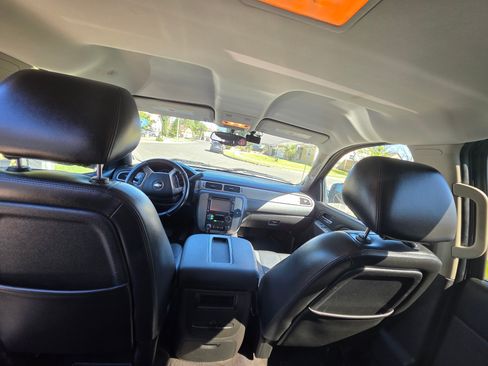 Used 2012 Chevrolet Silverado 2500 LTZ w/ LTZ Plus Package image 11