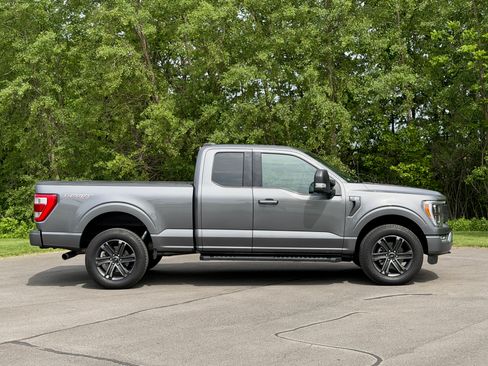 Used 2021 Ford F150 Lariat w/ Equipment Group 502A High AWD/4WD image 6