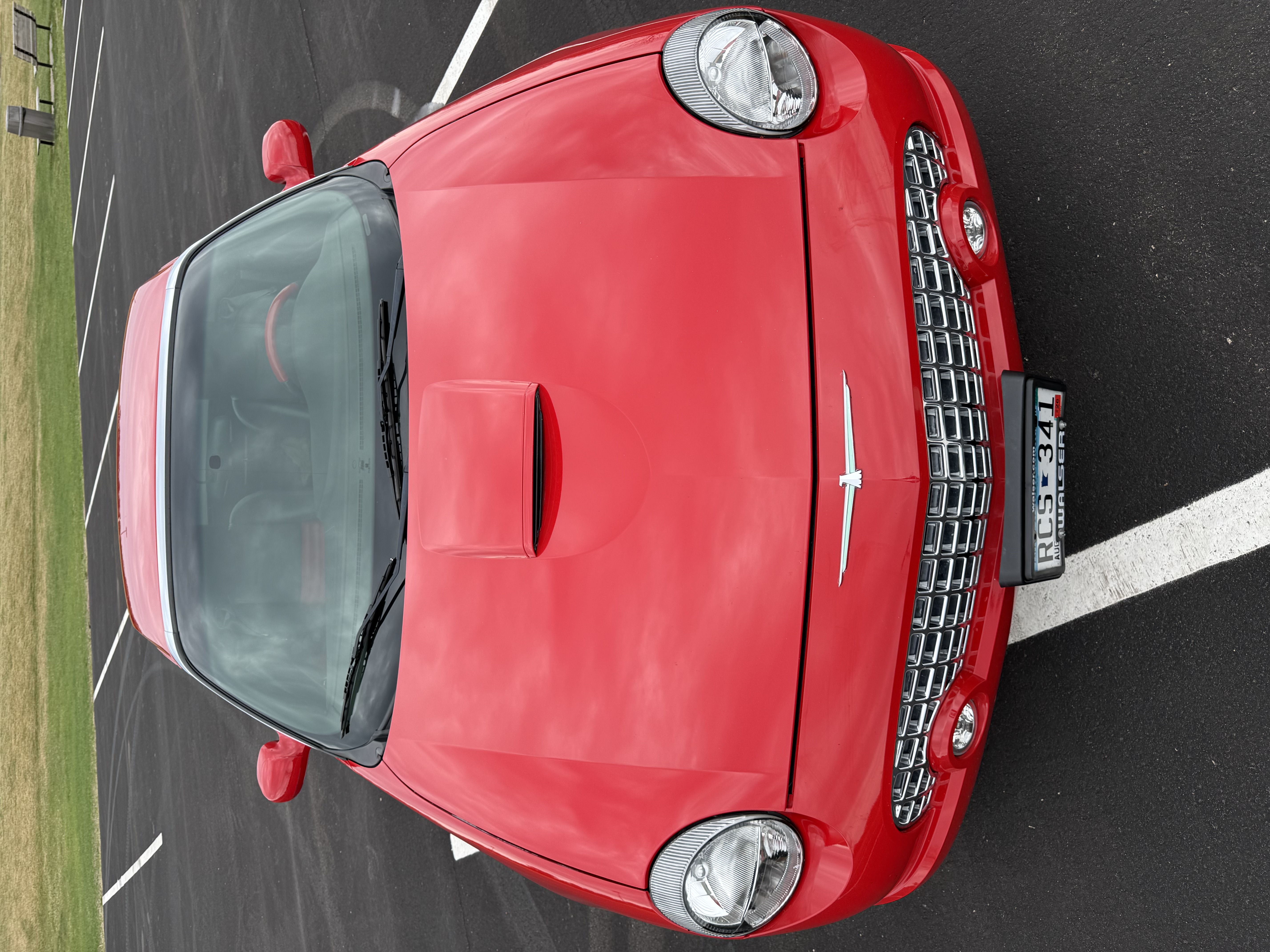 Used 2002 Ford Thunderbird RWD image 2
