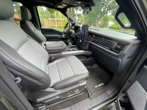 Used 2022 Ford F150 Lightning Lariat w/ Equipment Group 511A High image 22