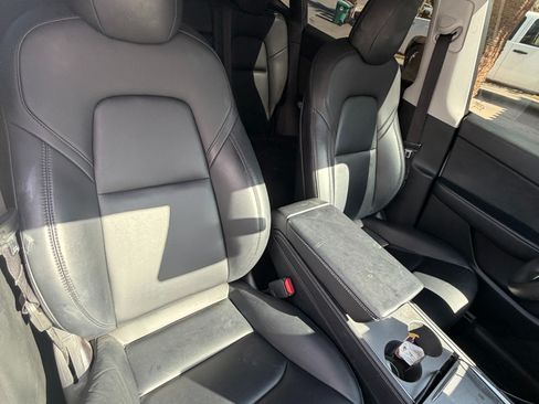 Used 2021 Tesla Model Y Long Range AWD/4WD image 8