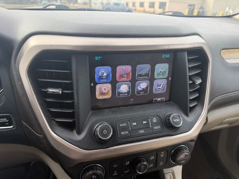 Used 2018 GMC Acadia Denali w/ Technology Package image 12