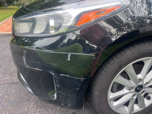 Used 2017 Kia Forte S w/ S Technology Package FWD image 14