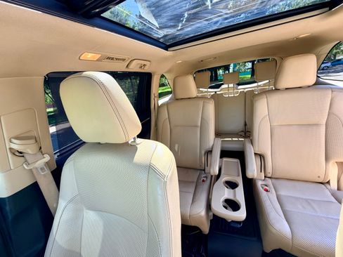 Used 2015 Toyota Highlander Limited Platinum image 13