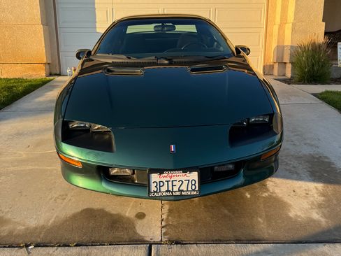 Used 1996 Chevrolet Camaro Z28 image 6