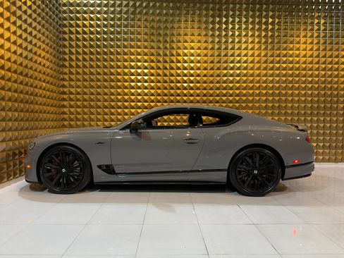 Used 2023 Bentley Continental GT Speed image 14