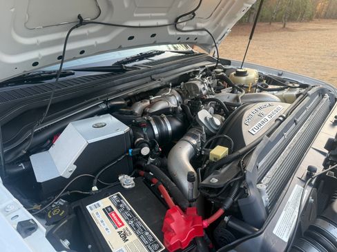 Used 2008 Ford F250 Lariat image 16