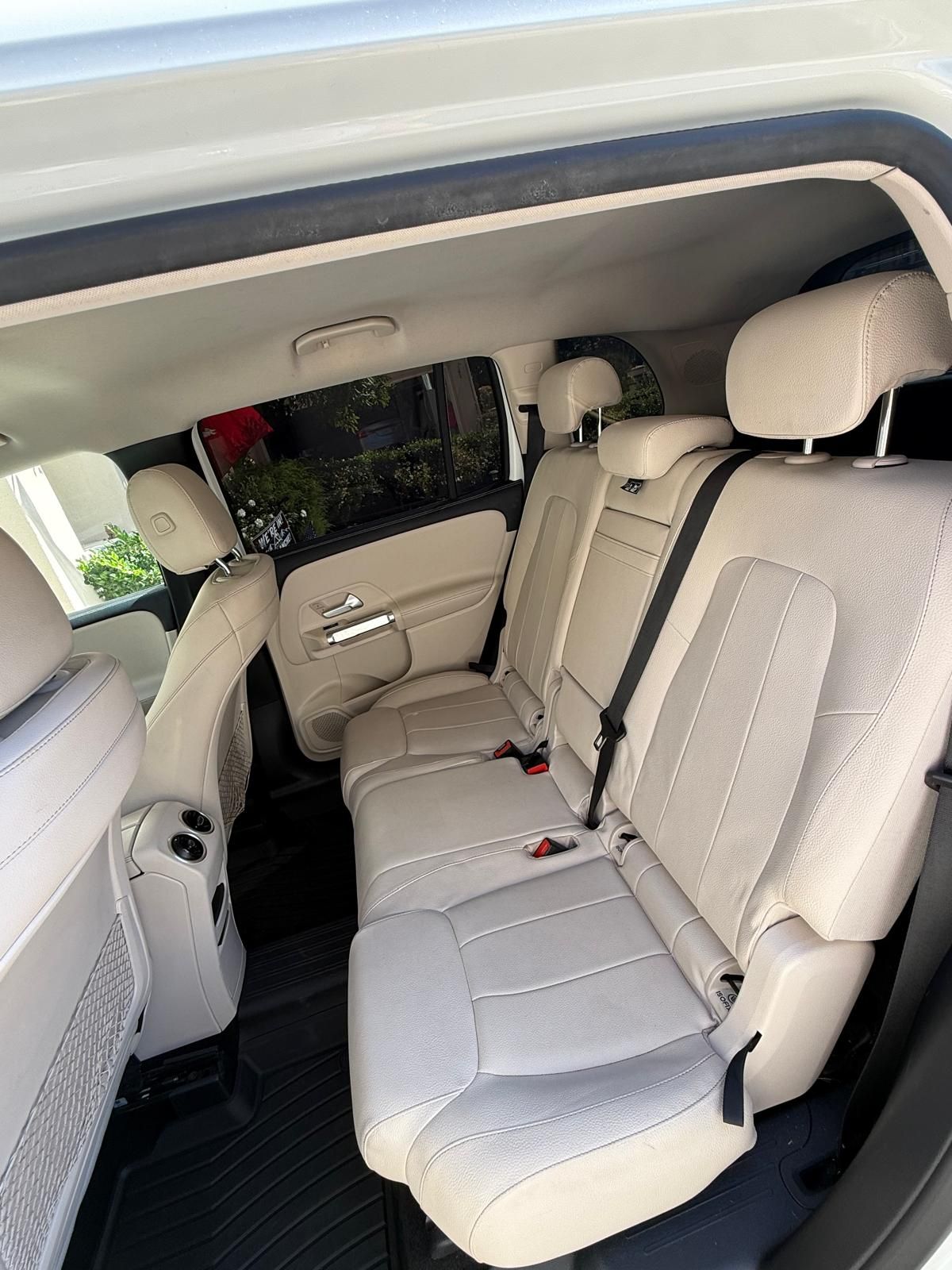 Used 2020 Mercedes-Benz GLB 250 4MATIC image 11
