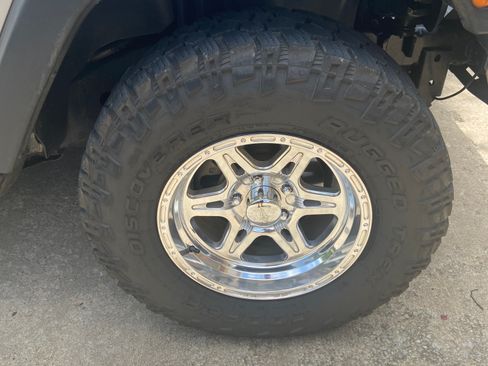 Used 2013 Jeep Wrangler Sport AWD/4WD image 10