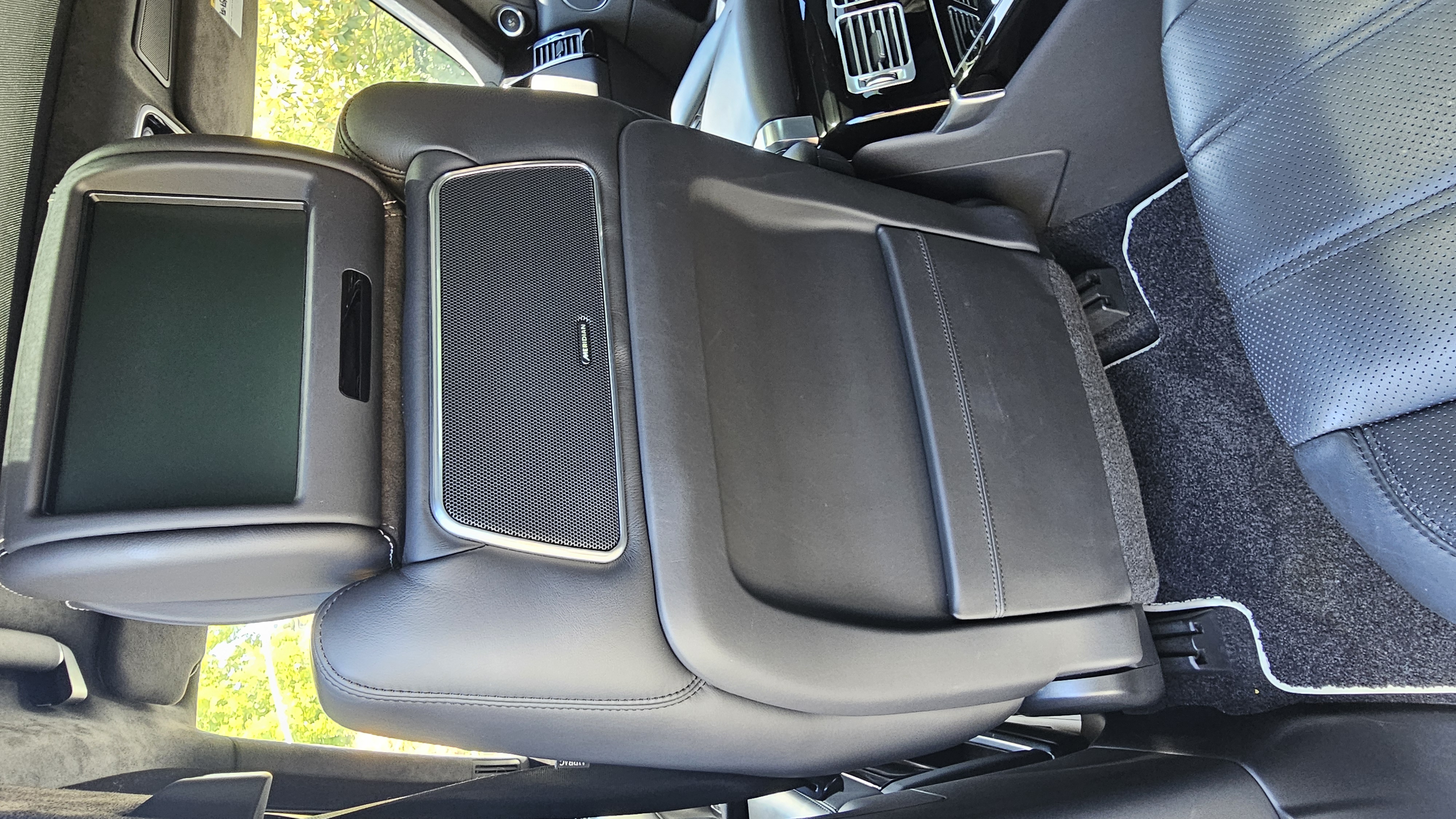 Used 2015 Land Rover Range Rover Autobiography AWD/4WD image 16