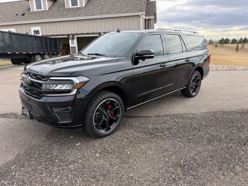 Used 2024 Ford Expedition Max Limited image 4