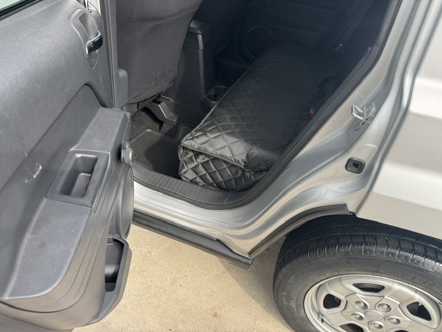 Used 2012 Jeep Patriot Sport FWD image 8