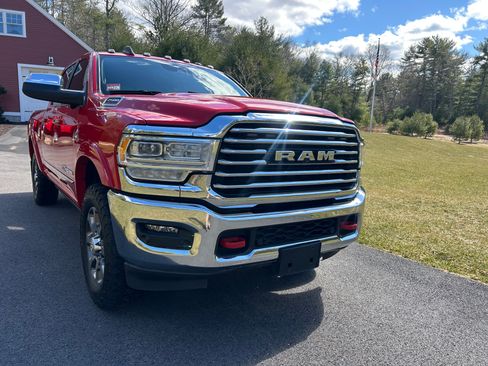 Used 2022 RAM 2500 Limited AWD/4WD image 4