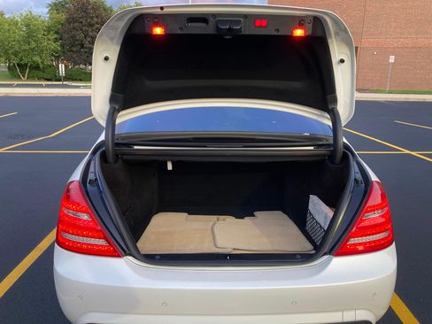 Used 2013 Mercedes-Benz S 550 4MATIC image 23
