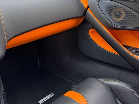 Used 2016 McLaren 570S Coupe image 5