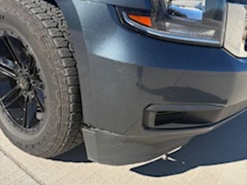 Used 2019 Chevrolet Suburban LT image 5