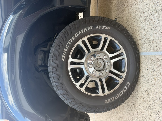 Used 2013 Ford F250 Platinum w/ FX4 Off Road Pkg AWD/4WD image 29