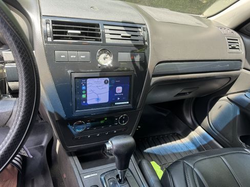 Used 2009 Ford Fusion SEL FWD image 2