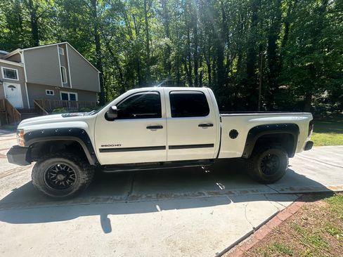 Used 2014 Chevrolet Silverado 2500 LT AWD/4WD image 5