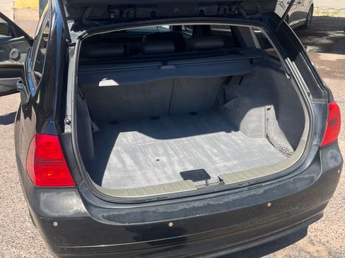 Used 2007 BMW 328i Wagon image 8