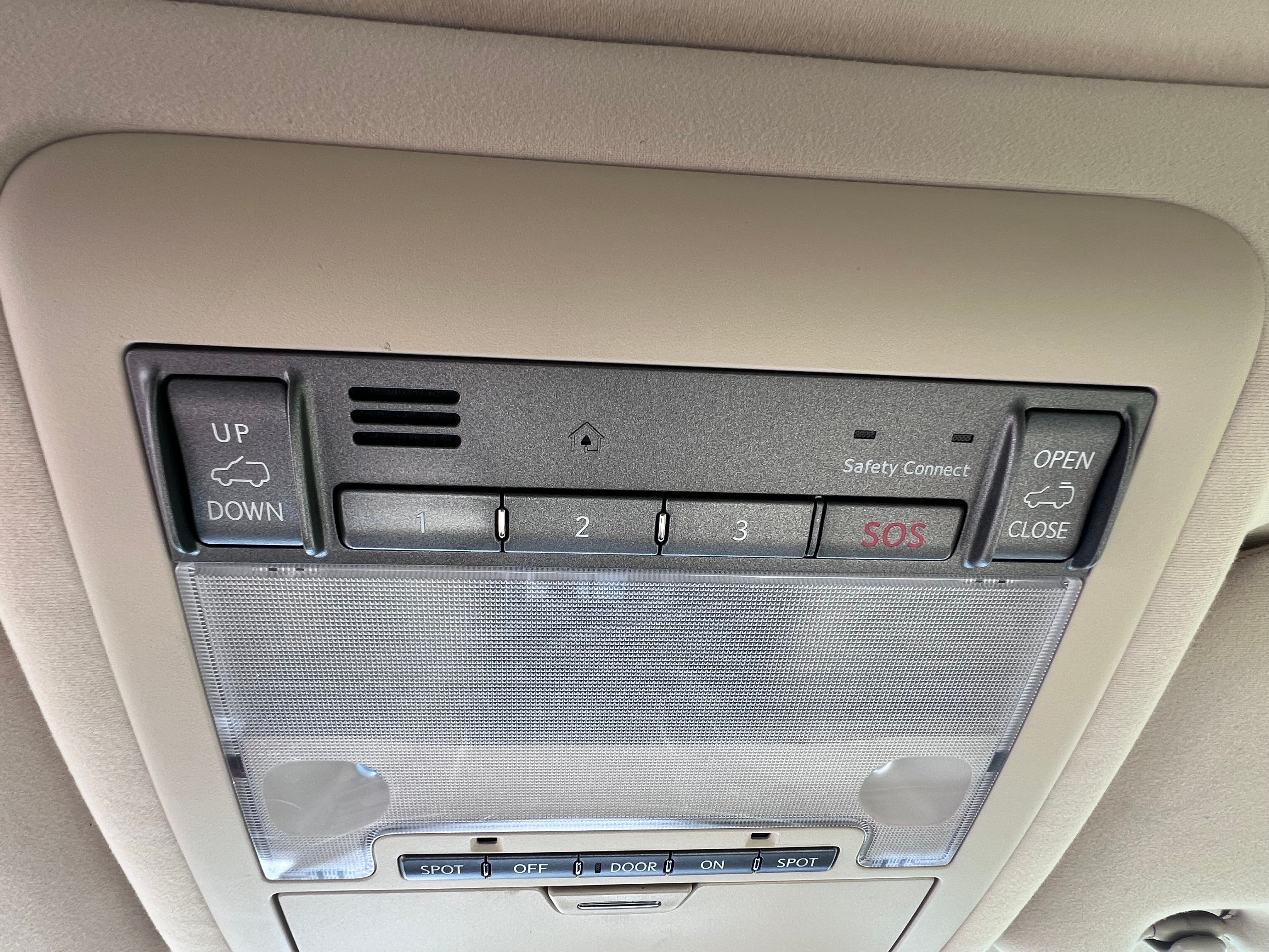 Used 2010 Lexus LX 570 4WD image 26