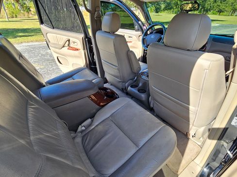 Used 2006 Toyota Sequoia Limited image 10
