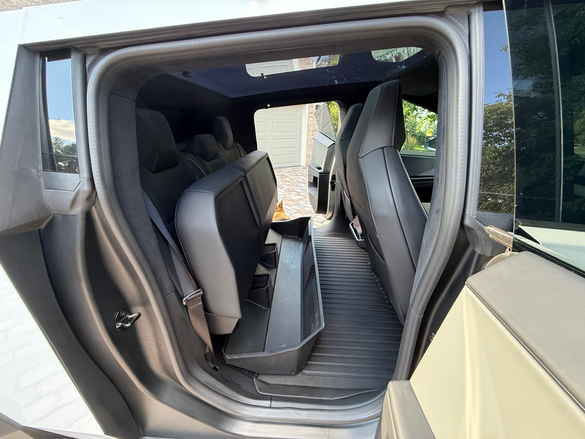 Used 2024 Tesla Cybertruck Cyberbeast AWD/4WD image 26