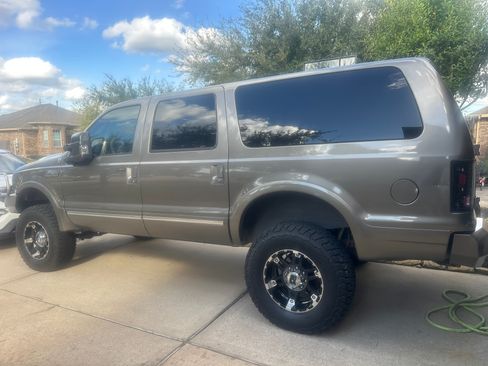 Used 2003 Ford Excursion Limited image 14