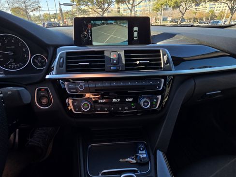 Used 2017 BMW 340i Sedan image 25