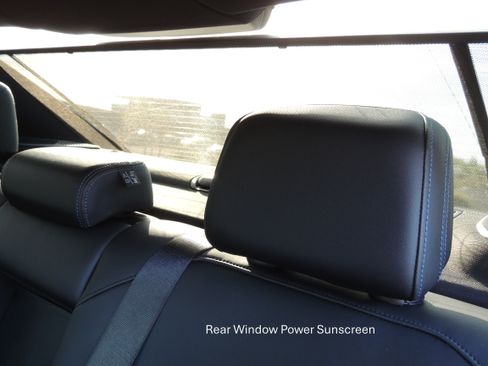 Used 2024 BMW i5 eDrive40i w/ Executive Package RWD image 22