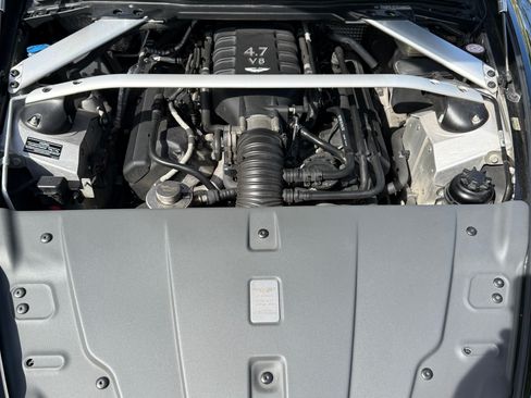 Used 2013 Aston Martin V8 Vantage S image 12