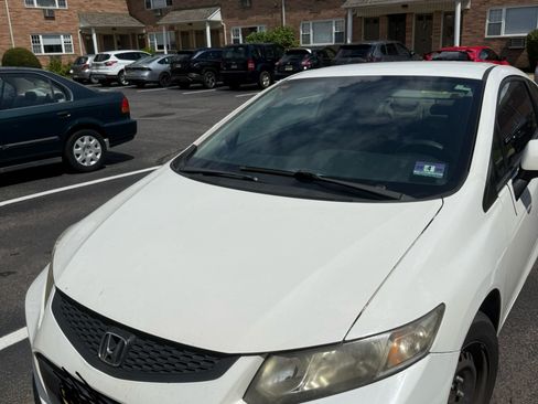 Used 2013 Honda Civic LX image 1