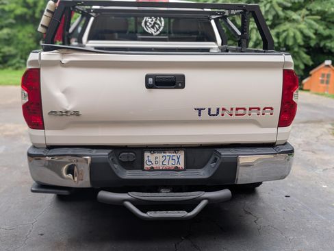 Used 2020 Toyota Tundra SR5 w/ TRD Off-Road Package AWD/4WD image 5