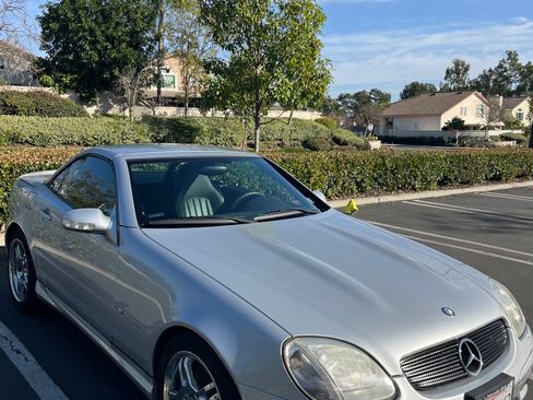Used 2003 Mercedes-Benz SLK 32 AMG image 5