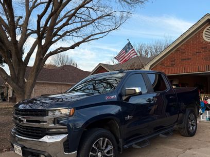 Used 2021 Chevrolet Silverado 1500 LT w/ Z71 Off-Road Package