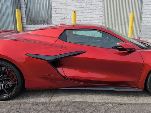 Used 2024 Chevrolet Corvette Z06 image 10