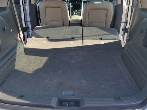 Used 2013 Ford Edge SEL image 28