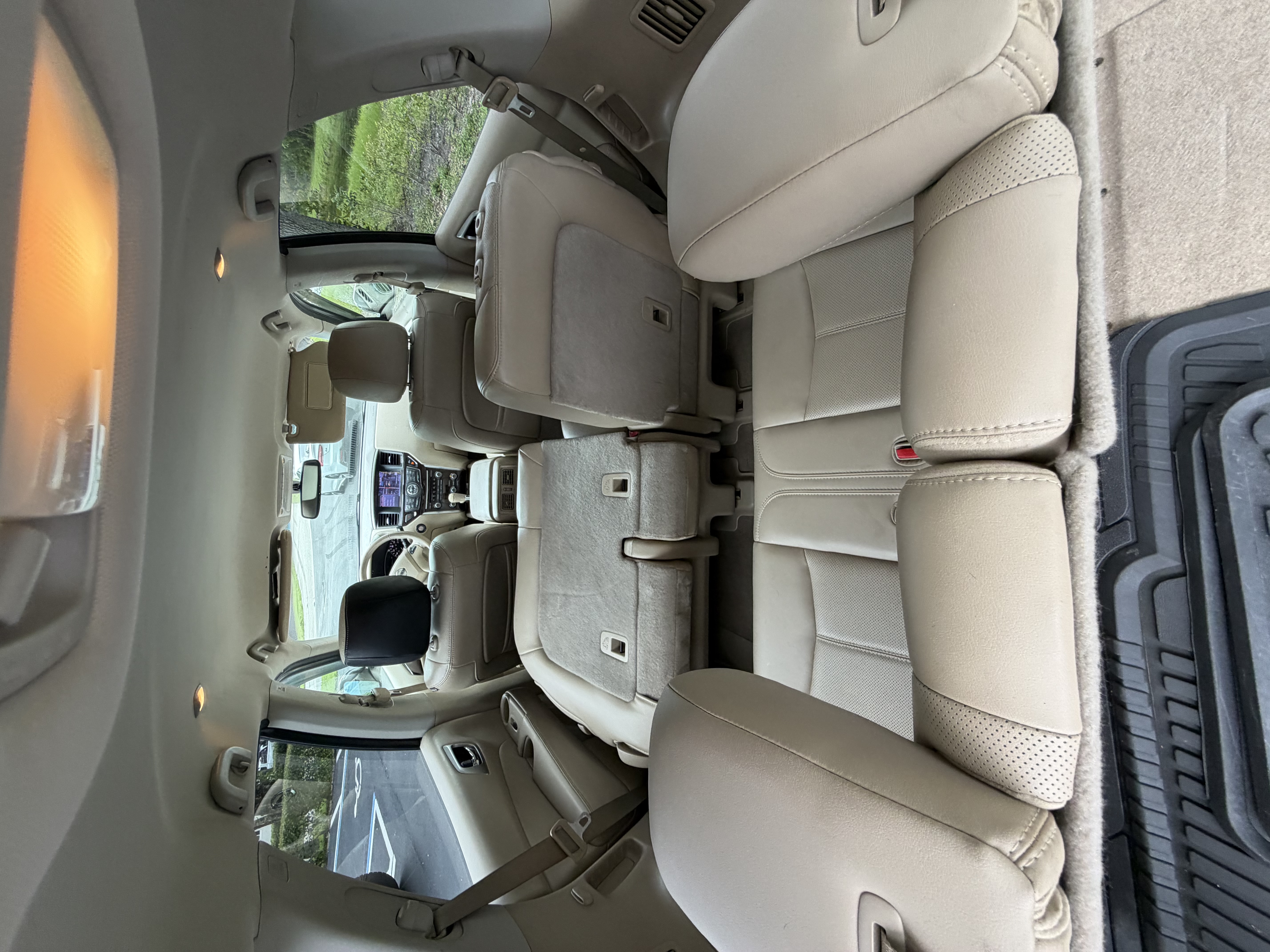 Used 2014 Nissan Pathfinder Platinum FWD image 13
