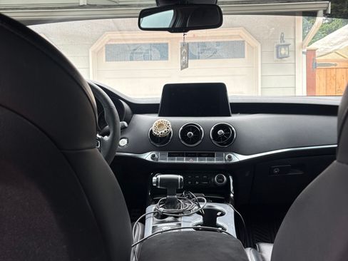 Used 2019 Kia Stinger GTS AWD/4WD image 14